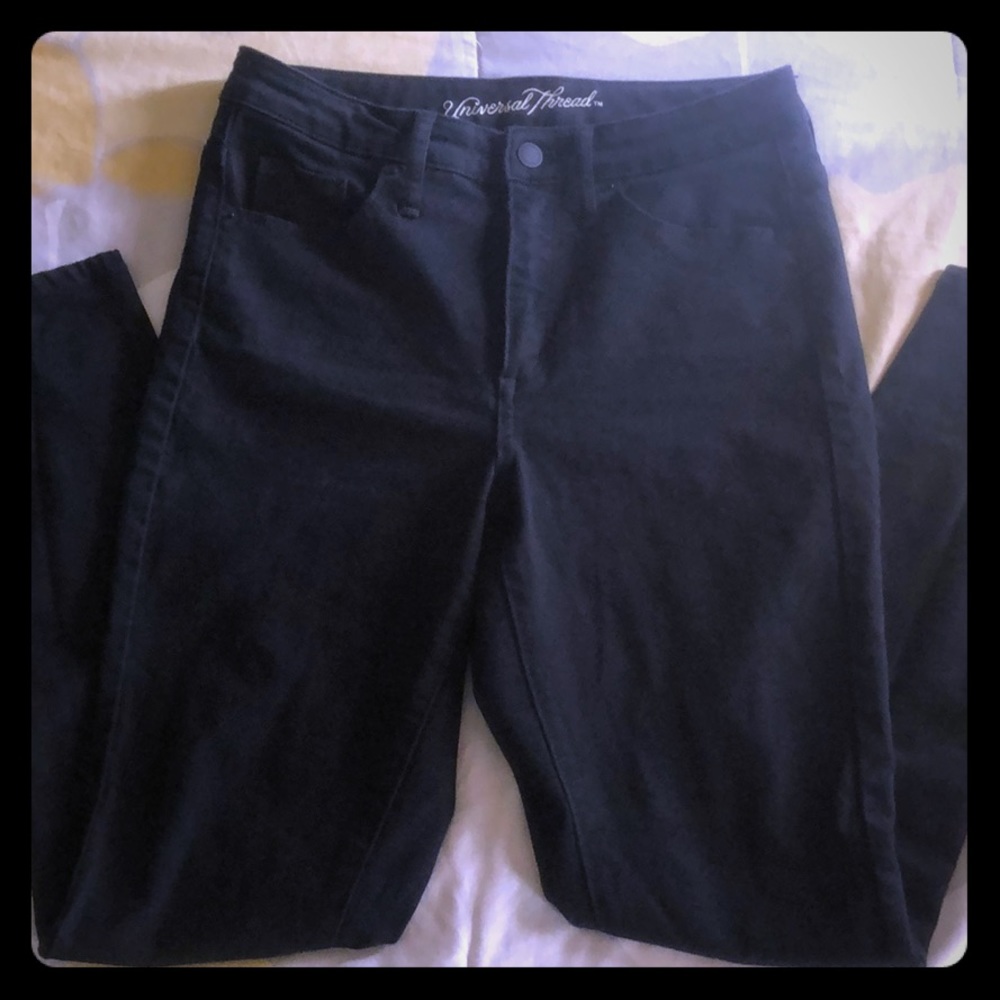 Black Skinny Jeans